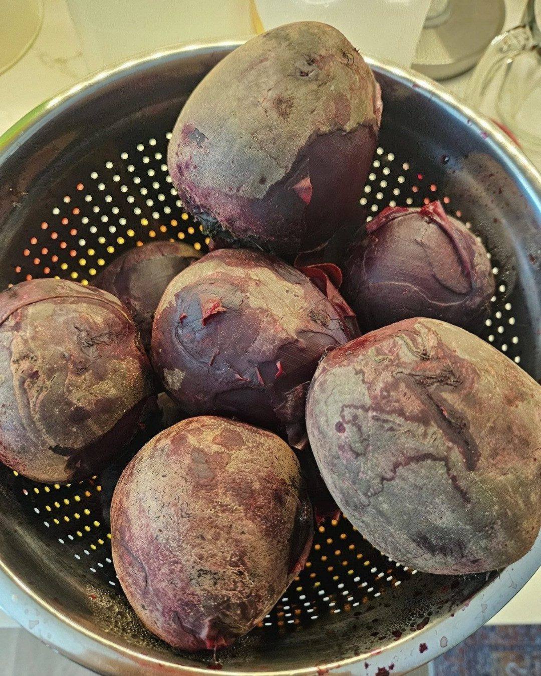 Artsen onthullen dat het eten van bieten de oorzaak is van…