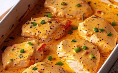 Kipfilet in roomkaassaus met groenten