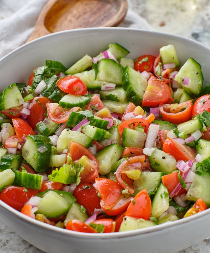 Zo maak je in 10 minuten de ultieme verfrissende zomersalade