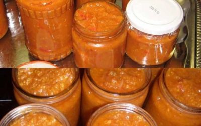 Zelfgemaakte paprikaspread met knoflook: een onweerstaanbare smaak voor op toast en in sauzen.
